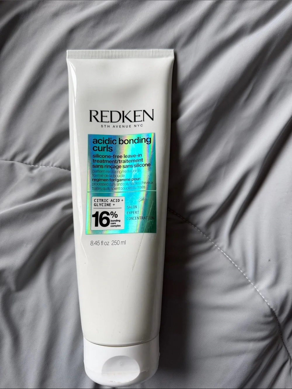 Redken Acidic Bonding Curls Leave-In Treatment - White with Teal Label